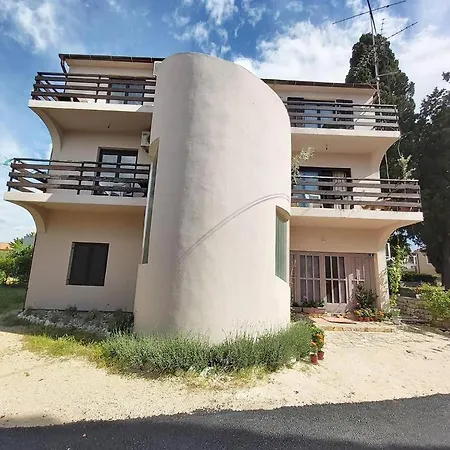 Bed & Breakfast Sobe Svitlana Sukošan